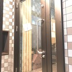 味十味 2号 - 2階店舗入口