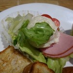 神戸屋ブレッズ - ハムとポテトサラダ、お野菜付。