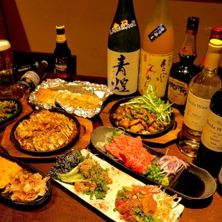 高級食材を使っているため 普段とは違う食事をリッチな気分で味わえるコース お祝い事や接待 急な来客など 贅沢な料理と豊富な ドリンクで乾杯 ３時間飲み放題 厳選食材料理10品 贅沢三昧コース 鉄板焼き 肉バル 鉄板家act テッパンヤアクト 塩山