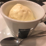 トラットリア ルルコ - バニラアイス