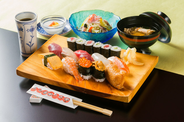 鮨家 だるま - 郡山（寿司）の写真