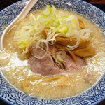 大慶 - 濃厚豚骨醤油ラーメン脂多め