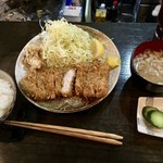 波止場 - ヤミ豚ロースとんかつ定食並1200円