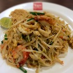 Robinson Bangrak Food Court - 