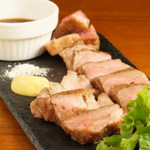 jukuseinikukashikiriforusutorokuchoume - 氷温熟成国産豚肩ロースステーキ