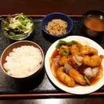 三里舞味 - 酢豚定食850円