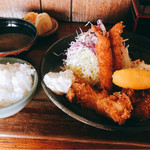 Tsukushino - 盛り合わせ定食
