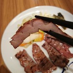 Gyuutan Sumiyaki Rikyuu - 仔牛の牛たん焼き   リフト