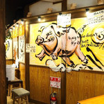 豚のいろ葉 - 豚肉専門店らしい雰囲気