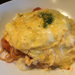 洋食居酒屋 こころ - オムスパナポリ、アップ