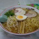 香味徳 - 2017年2月　ラーメンW（750円）