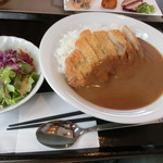 Ruputhibonuru - ランチ500円のカツカレーサラダ付