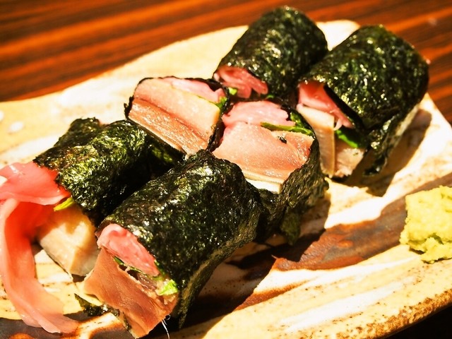 Battera Rock photo 3