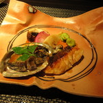 鉄板焼 神戸 - 活鮑と白身魚のソテー