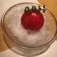 御曹司 松六家 - 甘みがあり美味しいトマト。