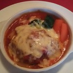 煮込みハンバーグ(辛口トマトソース)