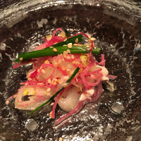 チャイナルーム - 薩摩赤鶏と紅芯大根 白菜のサラダ赤酢風味