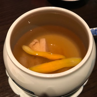 チャイナルーム - 朝鮮人参と蜜なつめの薬膳黄金蒸しスープ