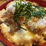 とんかつ おさむ - カツ丼 850円