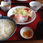 Ikkou Shokudou - ハンバーグ定食