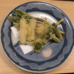 旬菜 おぐら家 - 山菜の天婦羅