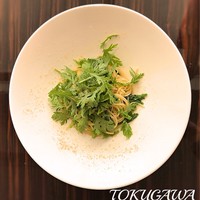 AWkitchen TOKYO 新丸ビル店 - 2017年（平成29年）2月　青森県小掘農場産「冬陽春菊」と カラスミのペペロンチーノ　