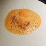 エクアトゥール - 河豚白子、アメリケーヌのソース