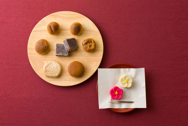 ハチや菓子舗 - 八郎潟（ケーキ）の写真