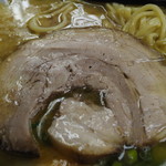 家系ラーメン 近藤家 - チャーシューアップ