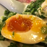 愛ごや - 煮卵も良い感じの仕上がり‥‥そして良い味