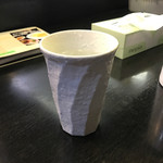 愛ごや - お水のコップにも拘りが感じられます＾＾