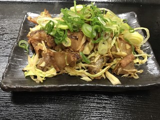 Hakatamotsunabekushiyakichikappa - 牛かす炒め　(塩　醤油)　　６００円