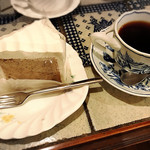 ラペ - 紅茶のシフォンケーキ
            コーヒー