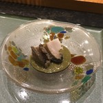 群来膳 - 蒸し鮑と肝ソース