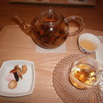 Tanagokoro Thirumu - 八宝茶