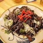 沖縄料理 ソーキ家 - 沖縄風焼きそば（黒ごま）