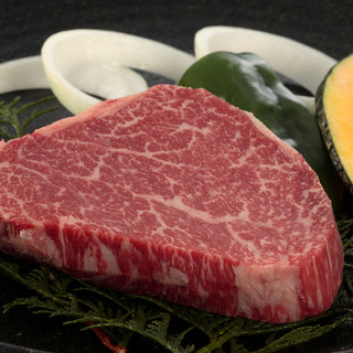 [Kuroge Wagyu Beef] The fat is sweet! delicious! This is our most recommended Yamazaki beef