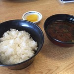 まるは食堂旅館 - 