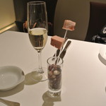 リストランテ カノフィーロ - フルーツトマトのマシュマロ