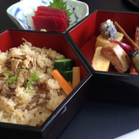 足利伊萬里 - 