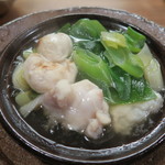 なる屋 - 29年2月　天然トラフグのアラと白子、鷹峯葱の鍋