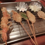 やきとり 戎 - エビ・白身魚・とり（各90円）、ししとう・れんこん（各70円）