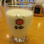 ペンションうーにー - 牛乳