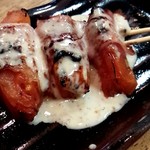 炭火焼き鳥 まかや - トマトベーコン
            通称トマベー、ゴマドレッシングがびったしマッチ