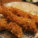 富士喜 - 牡蠣と海老のフライ