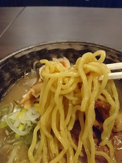 金澤味噌ラーメン 神仙 - 2017年1月　「炎・炙」肉盛味噌ラーメン　1100円