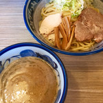 秋葉原つけ麺 油そば 楽 - 