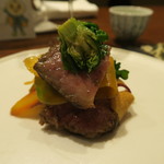 傳 - 29年2月　牛ミスジ肉と野菜お浸し、人参、慈姑チップ