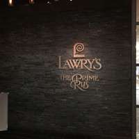 ロウリーズ・ザ・プライムリブ 恵比寿ガーデンプレイス店 - 