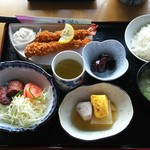 西口 - 大ぶり海老フライ定食o(*⌒―⌒*)o